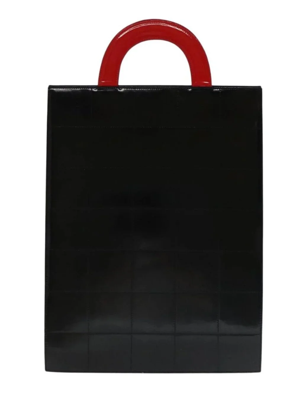 CHANEL brand	chanel color	red